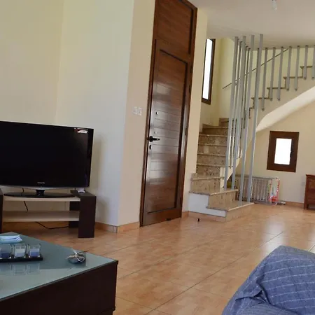 You And Your Family Will Love This Close To The Beautiful Town Of Protaras, 1507 Villa Protaras