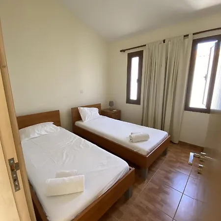 You And Your Family Will Love This Close To The Beautiful Town Of Protaras, 1507 Villa Protaras