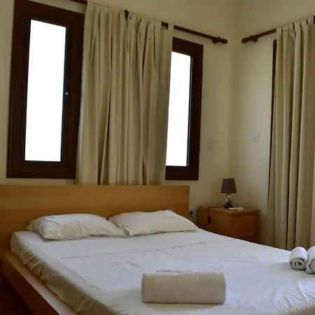 You And Your Family Will Love This Close To The Beautiful Town Of Protaras, 1507 Villa *