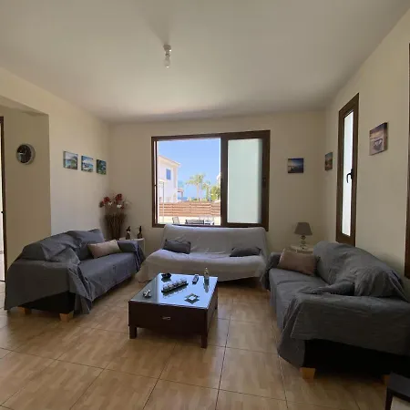 Villa You And Your Family Will Love This Close To The Beautiful Town Of Protaras, 1507 *