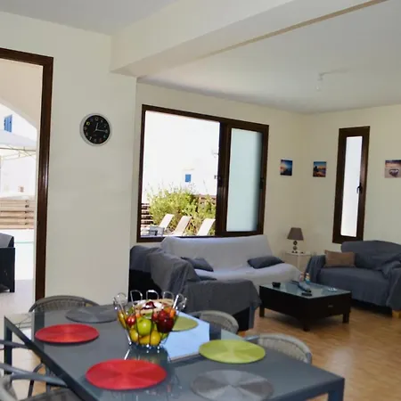You And Your Family Will Love This Close To The Beautiful Town Of Protaras, 1507 Villa *
